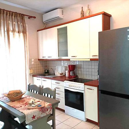Menexe Apartments-Korali Неос Мармарас Екстериор снимка