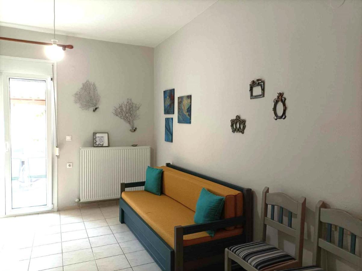 Menexe Apartments-Korali Неос Мармарас Екстериор снимка